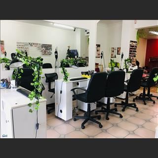 Sang lại shop nail vị trí đẹp, rent rẻ, income ổn định vùng Fairfield