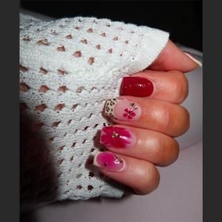 Shop nails cần tuyển thợ bột và SNS đưa đón St Albans và Watergardens