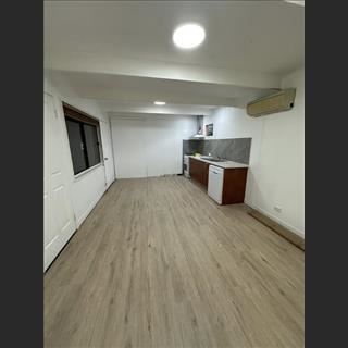 Cho thuê bungalow có lối đi riêng biệt tại Ferntree Gully, Vic 